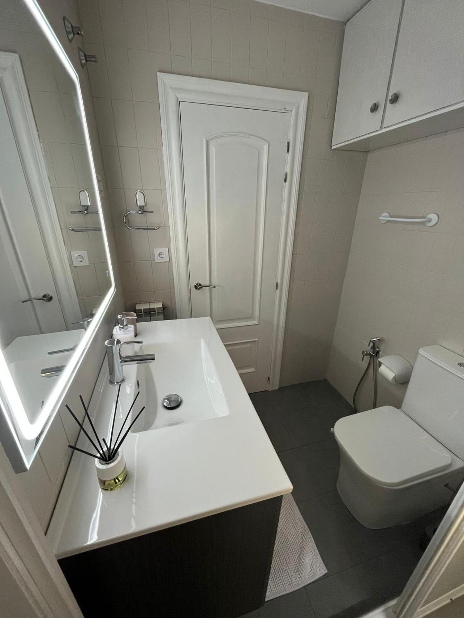 Santiago Tower Aire Ac Casco Antiguo By Apartamentos 洛格罗尼奥 外观 照片