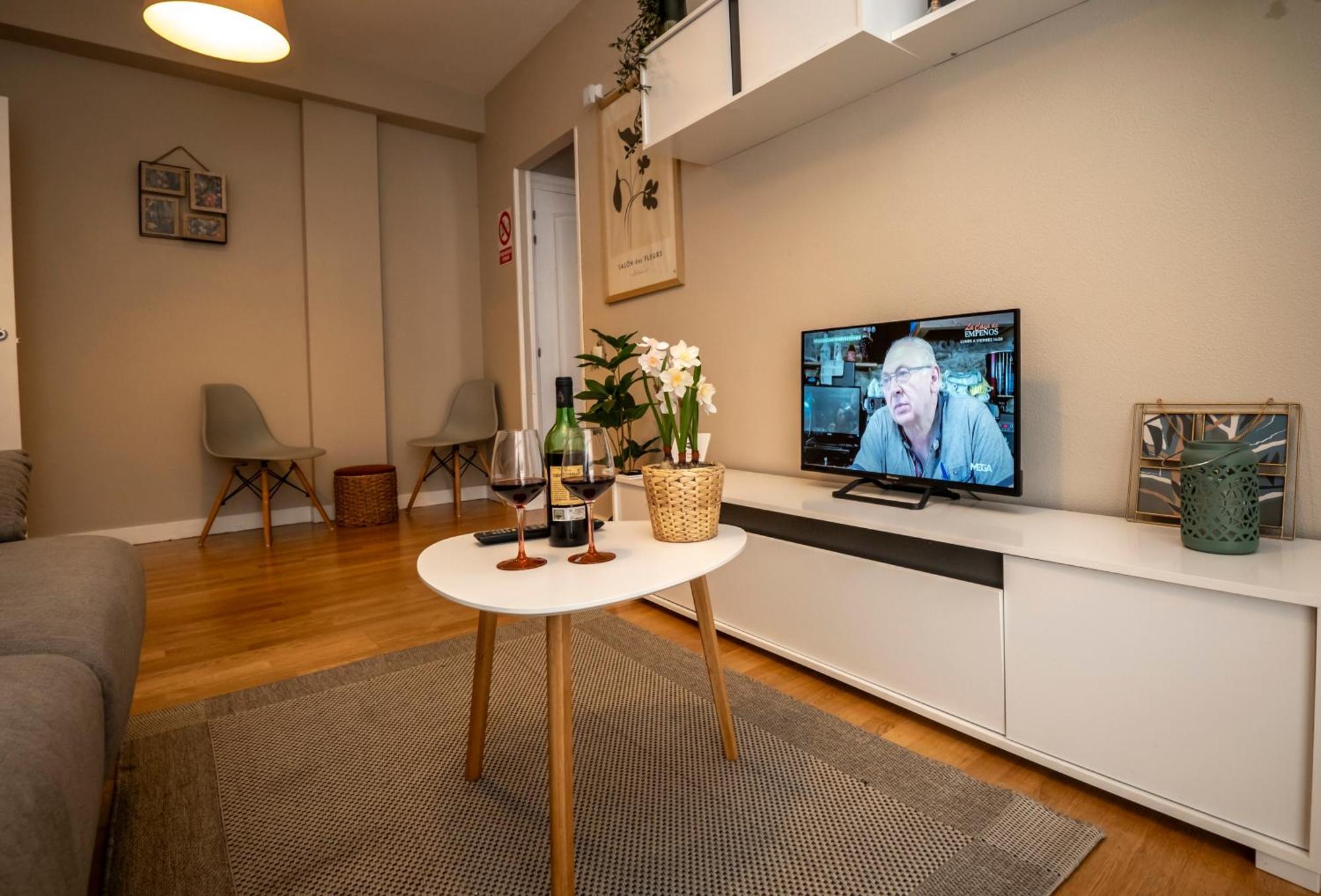 Santiago Tower Aire Ac Casco Antiguo By Apartamentos 洛格罗尼奥 外观 照片